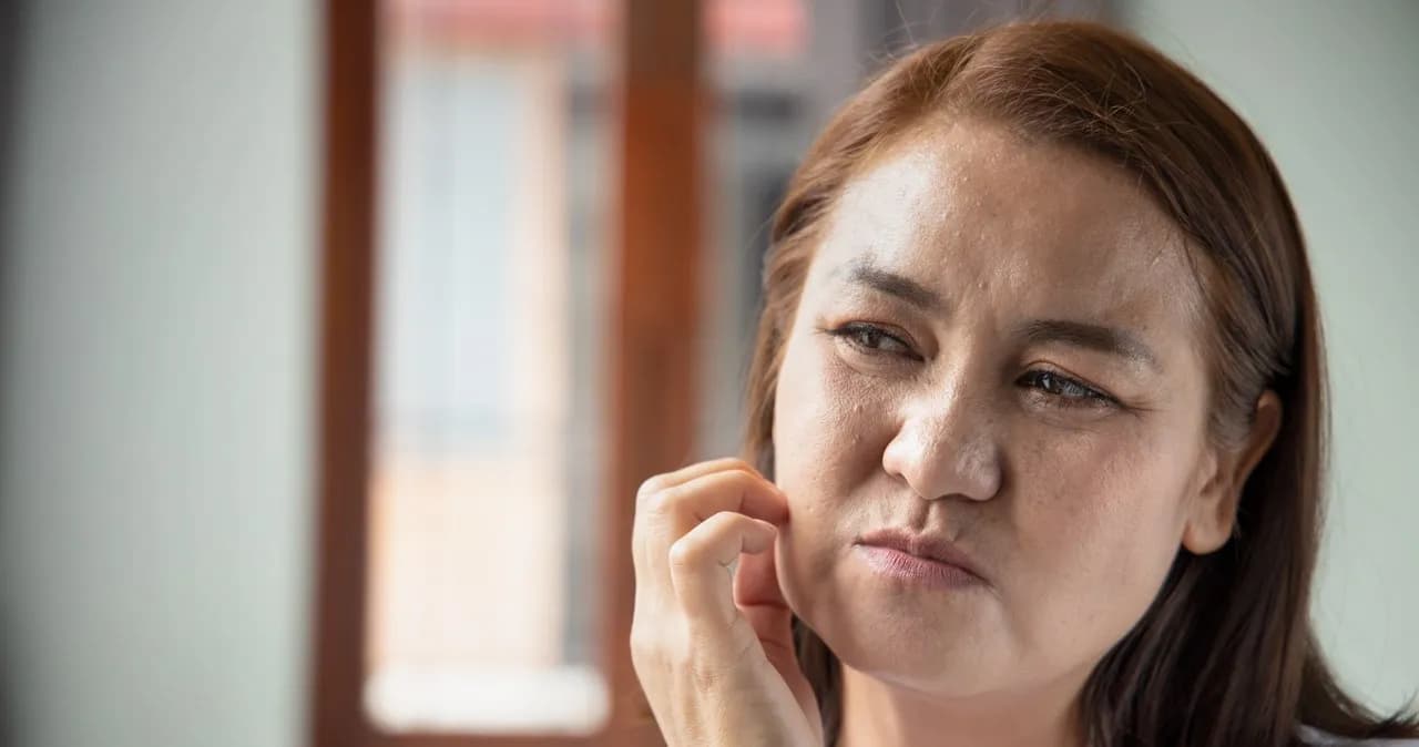 Hemochromatoza: 5 objawów skórnych, które musisz znać