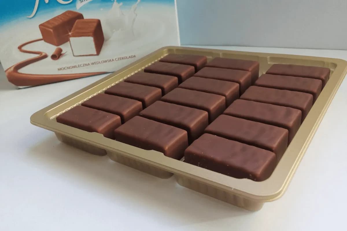 Ile kalorii ma ptasie mleczko: poznaj prawdę o swoich ulubionych słodyczach