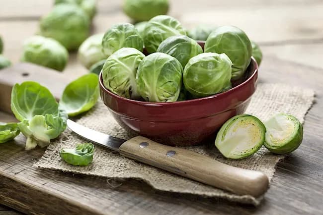 Ile kalorii ma brukselka i dlaczego warto ją jeść w diecie odchudzającej