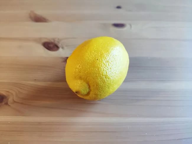 Jak dobrze kontrolować kalorie: ile kalorii ma cytryna i jej wartości odżywcze