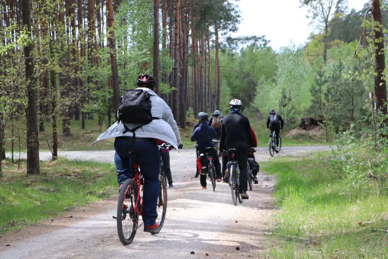 Jazda na rowerze 12 km - ile kalorii naprawdę spalisz? Dowiedz się!